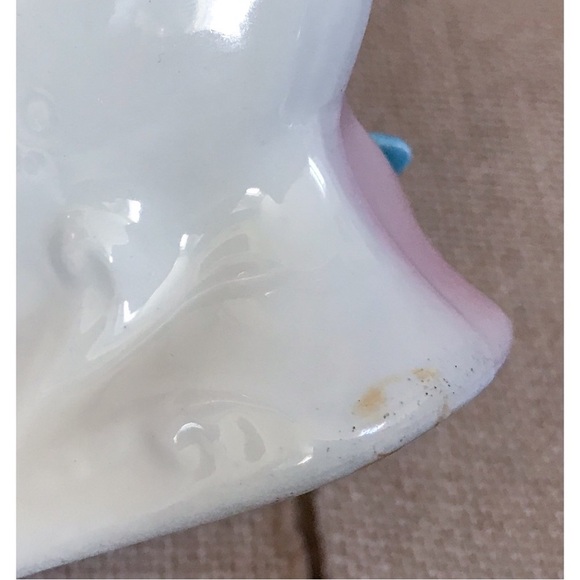 Vintage OPCO Pottery Pink Vase w Blue Applied Flower Granny Cottage Core Romance - Picture 7 of 9